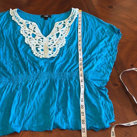 AGB Size S Peacock Blue Knit Top with White Lace Appliqué Elastic Waist - Picture 8 of 11